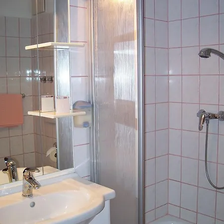 Ξενοδοχείο Barmstedter Hof 3*