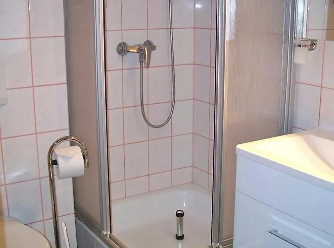 فندق Barmstedter Hof 3*